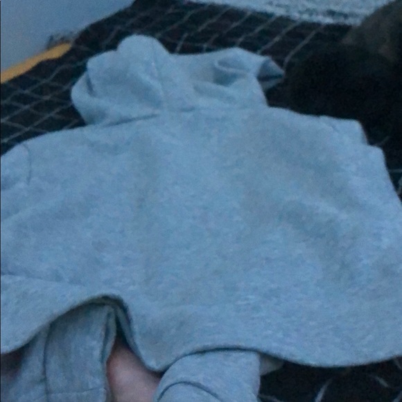 Gray hustle crop sweater - Picture 2 of 2